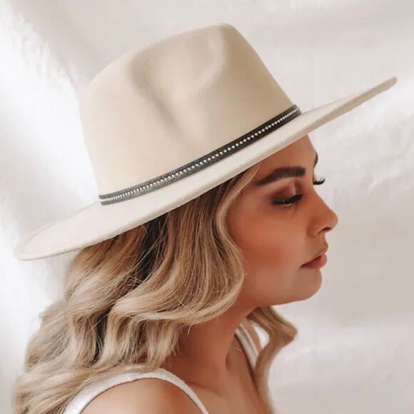 Lulus What a Stud Bone Wide Brim Hat Trendy Felt Women’s One Size NWT - Picture 6 of 6